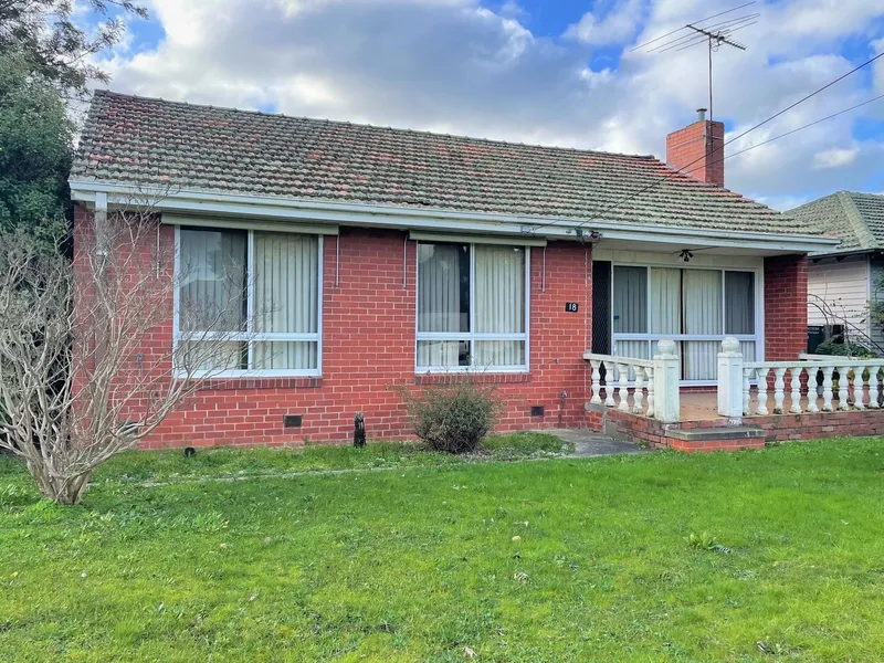 Neat and Tidy 2 Bedroom Home!