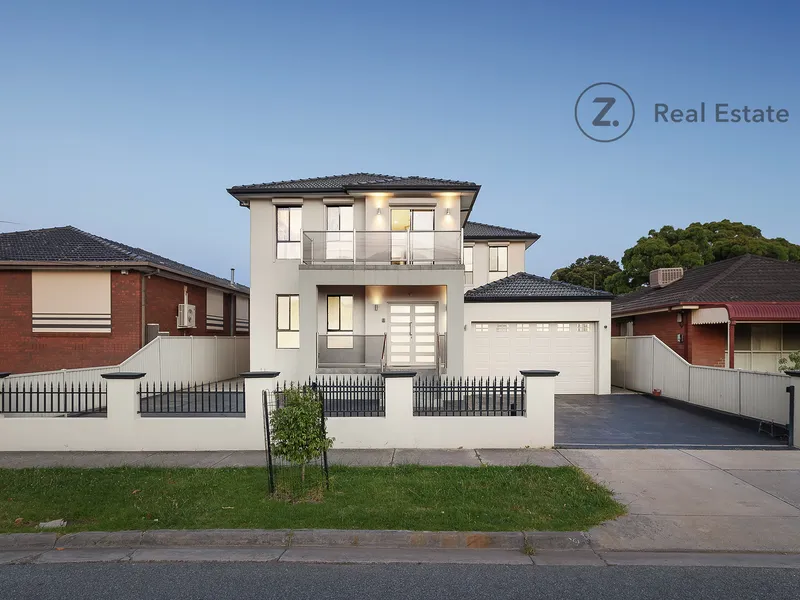 Family Grandeur Home!