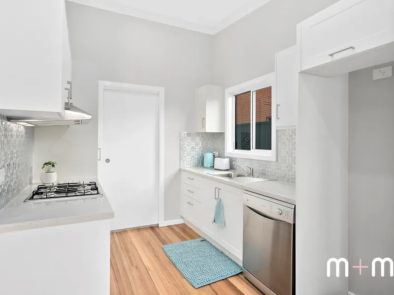 Modern coastal Flat