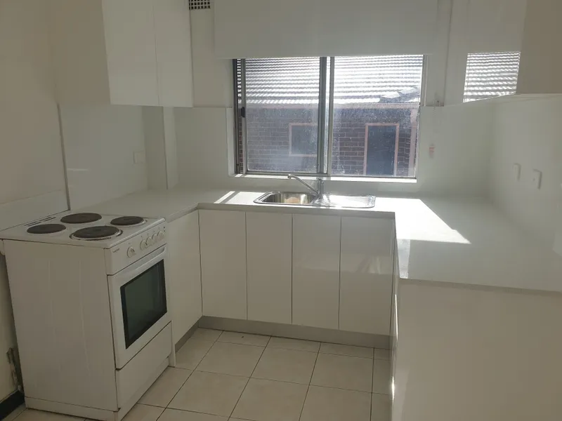 Renovated Unit 2 Bedroom For Lease