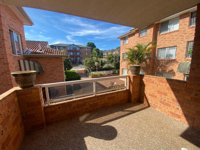 Two bedroom unit in superb location!