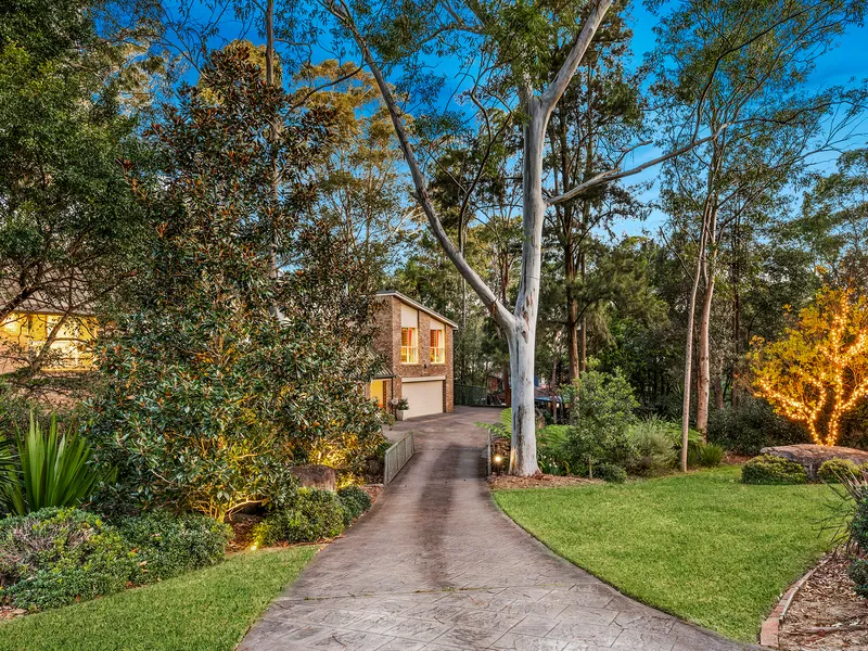 Picturesque Half-Acre Entertainer in Private Setting