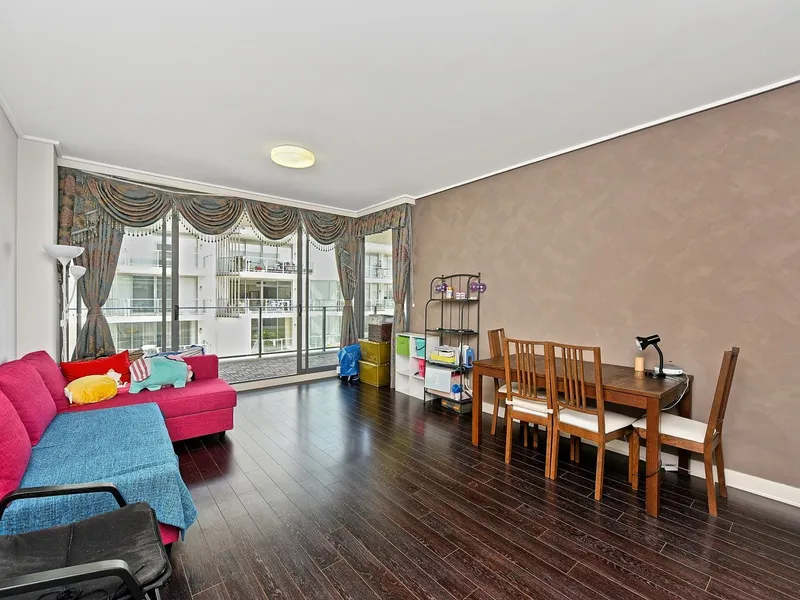 Waterside Apartment