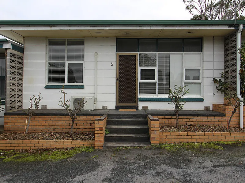 AFFORDABLE 2 BEDROOM UNIT, OUTDOOR DECK