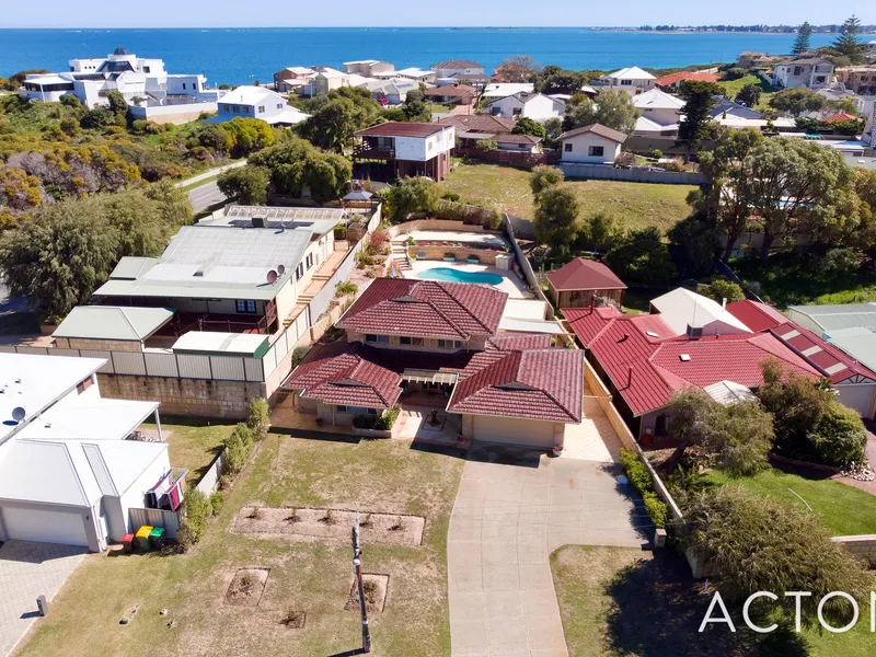 Beachside Lifestyle Waiting For You