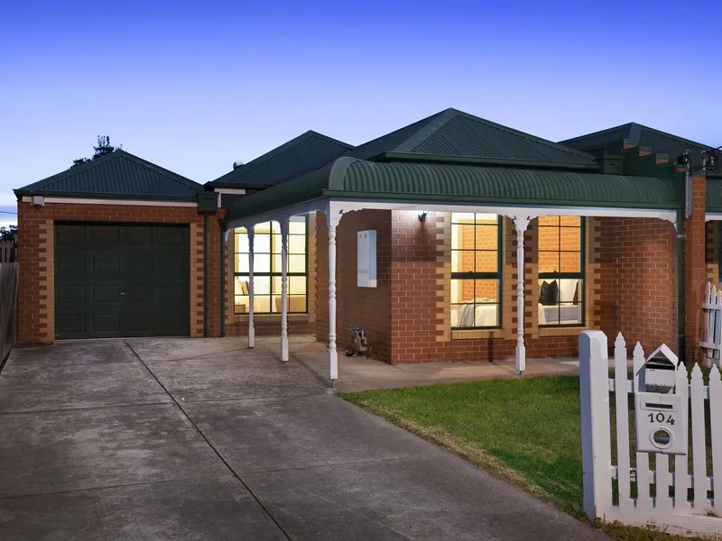 Cozy 2 Bedroom House for Rent in Altona Meadows - Don't Miss Out!
