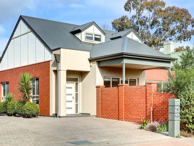 Effortlessly Luxurious, Infinitely Stylish, Outstandingly Spaciousness