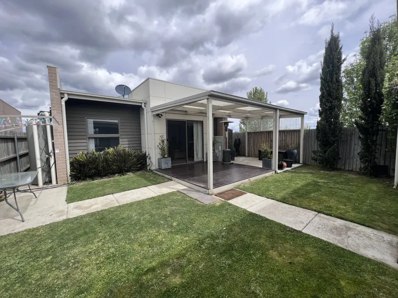 Tidy Three Bedroom Townhouse