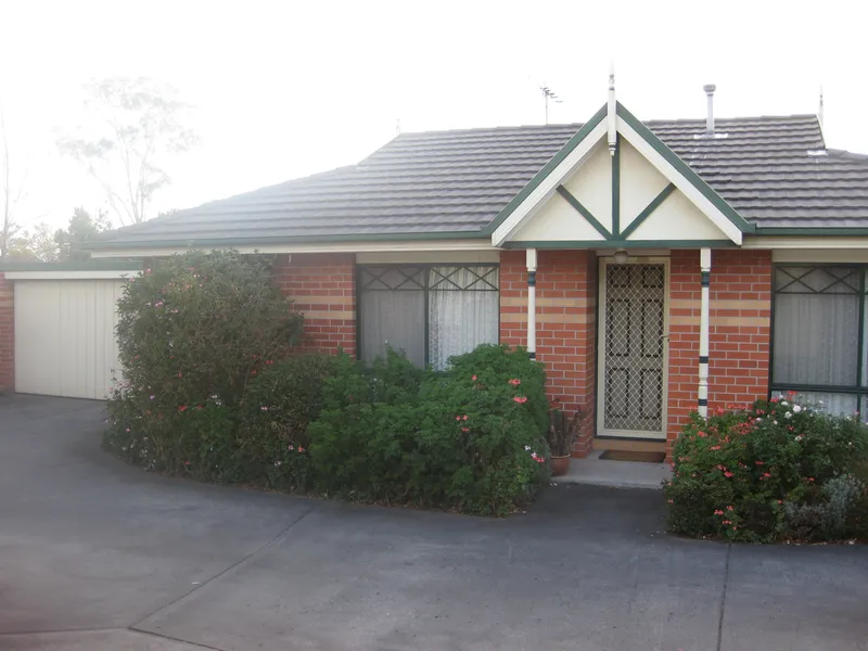2 Bedroom Townhouse with Double Garage