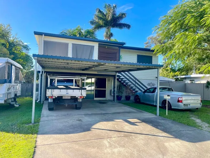 Spacious Family Home In Quiet And Convenient Location