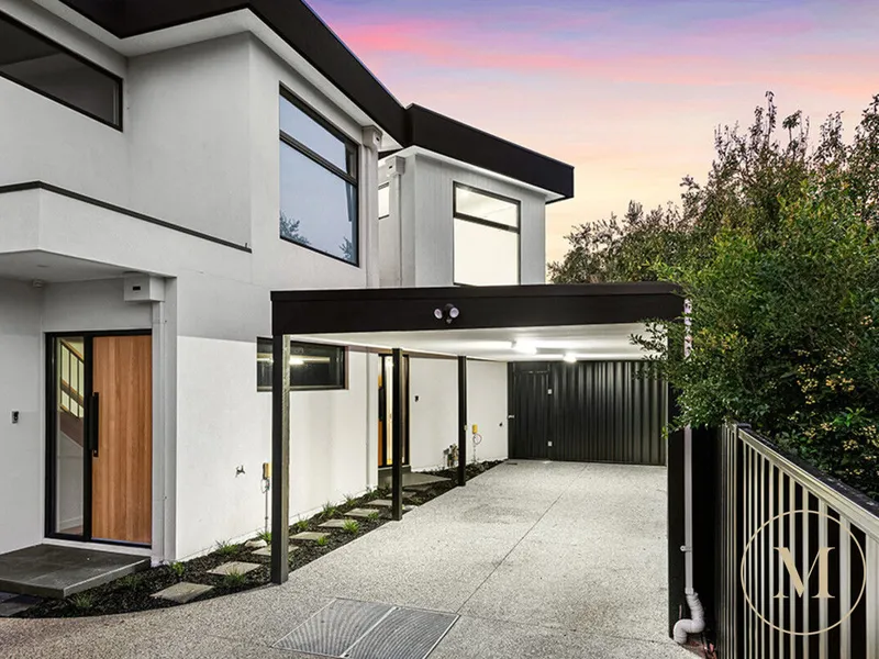 MODERN NEW HOME | AUCTION ON THE 27TH OF MAY