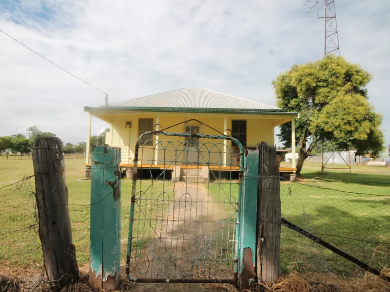Neat 3 Bedroom Home.