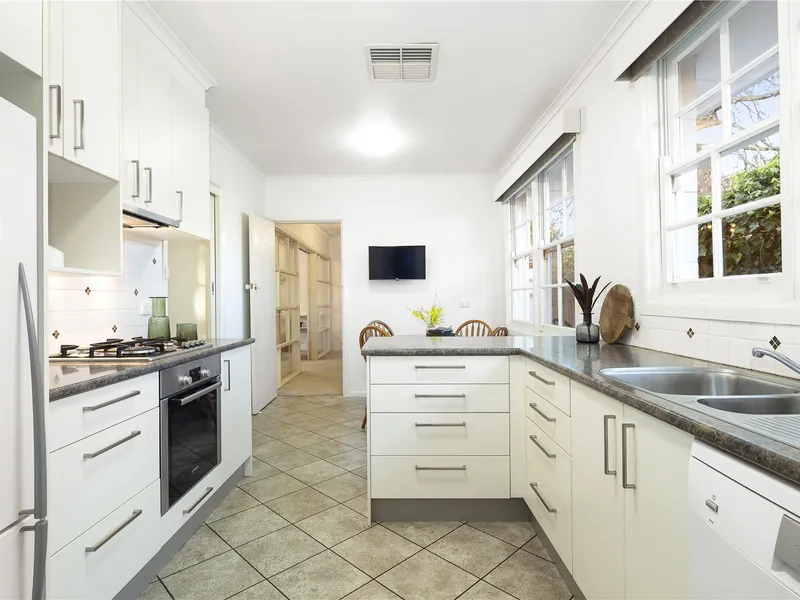 Private and Picturesque Oasis