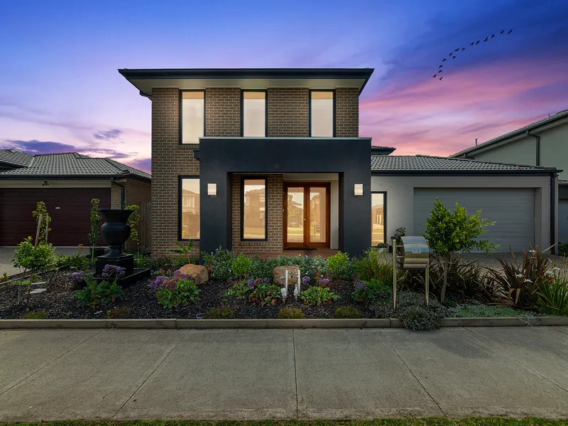 Stunning Combination of Elevation, Space and Location