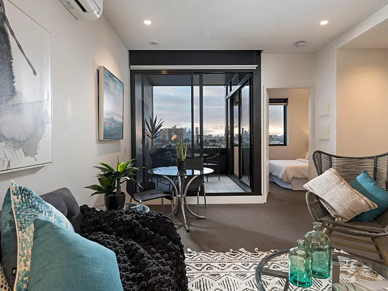 A stylish sanctuary with stunning city views opposite Victoria Gardens