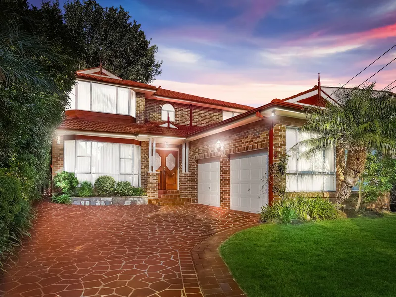 MODERN FAMILY HOME IN CONVENIENT LOCATION