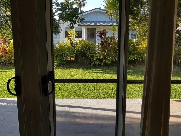 Beautiful 2 BR House in Great Locale in Golden Grid-long term applicants only