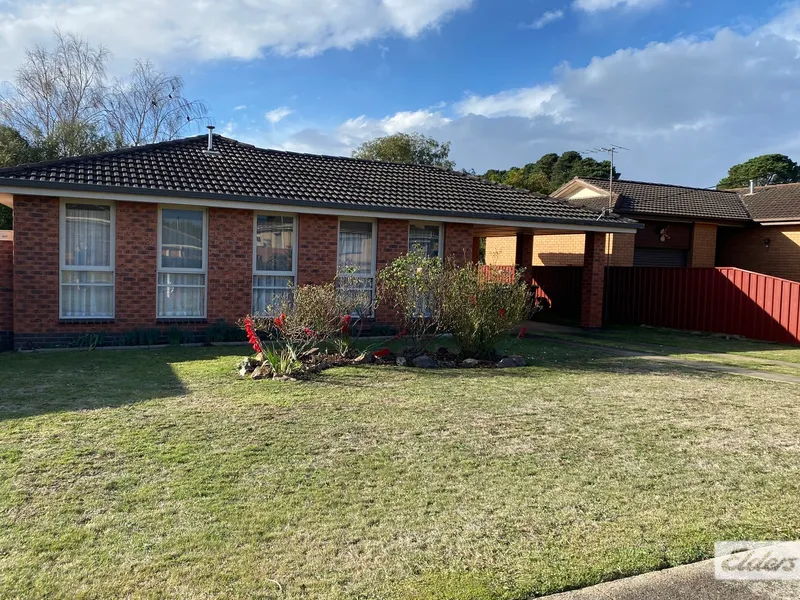 Updated home in Hewett Court