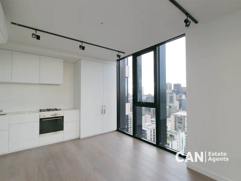 2 Bedroom home with amazing views in Melbourne