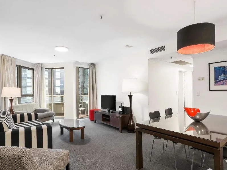 SENSATIONAL NORTHERN CITY COMFORT