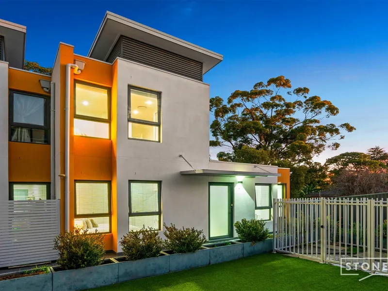 Spacious Townhouse within Carlingford West Public School Catchment