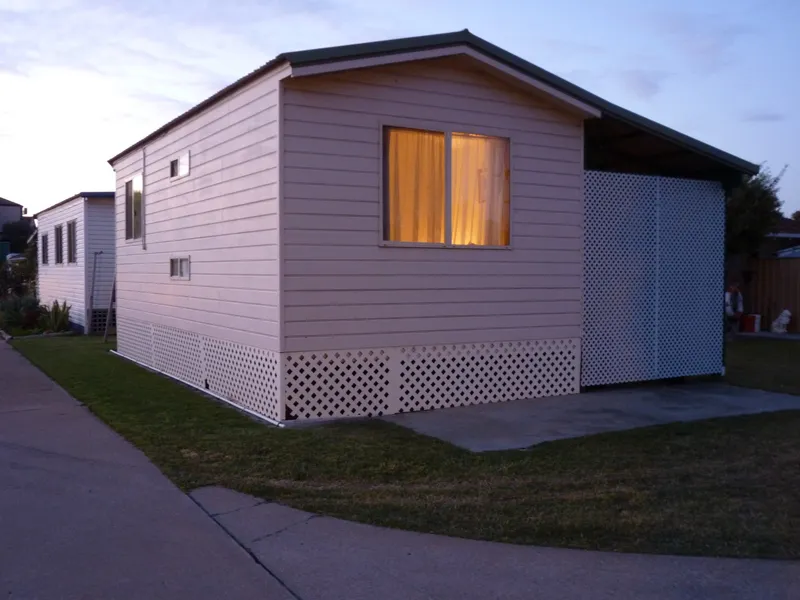 Stylish modern unit move in yourself or rent out