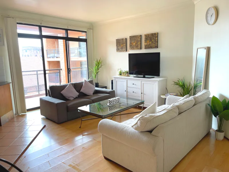 Lovely Furnished 3 BEDROOMS