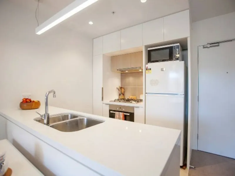 Stunning Two Bedroom Apartment In Premier Location!