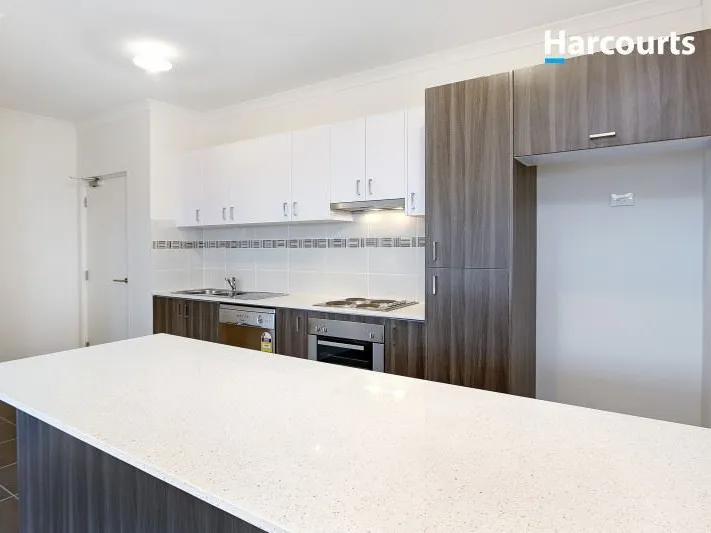 Near new two bedroom apartment-