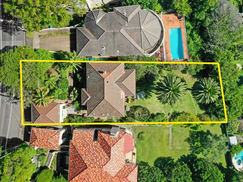 Expansive Family Manor With Huge Potential & Views