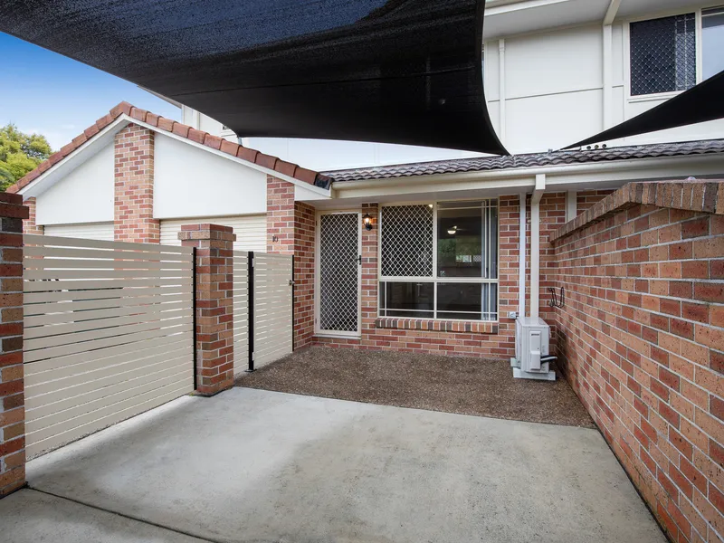 Convenient low maintenance living in Currumbin Waters