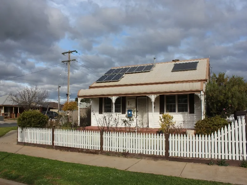 Large 3 BR home could suit for your home business purposes