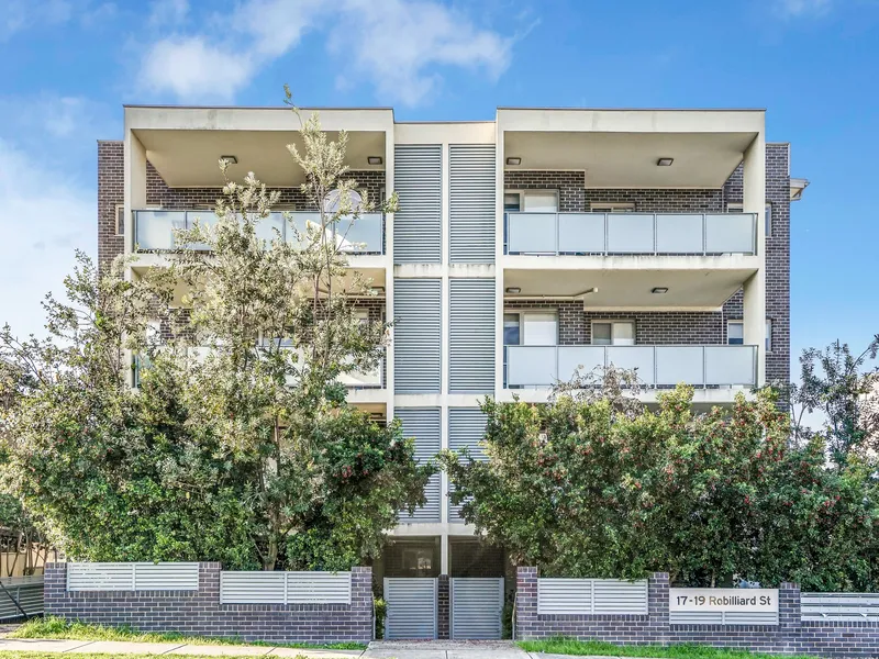 Luxurious, Newly Renovated 2-Bedroom Apartment