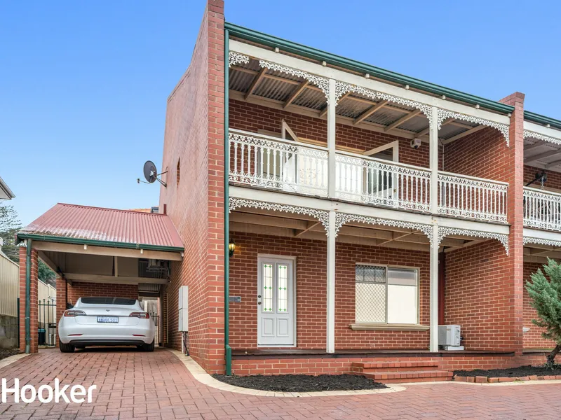 FABULOUS FEDERATION TOWNHOUSE