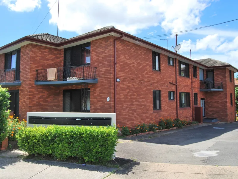 Handy Location - 2 bedroom Unit - Great Value