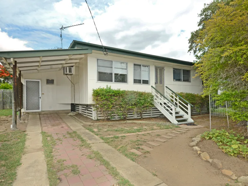 3 Bedrooms, Opposite Parkland