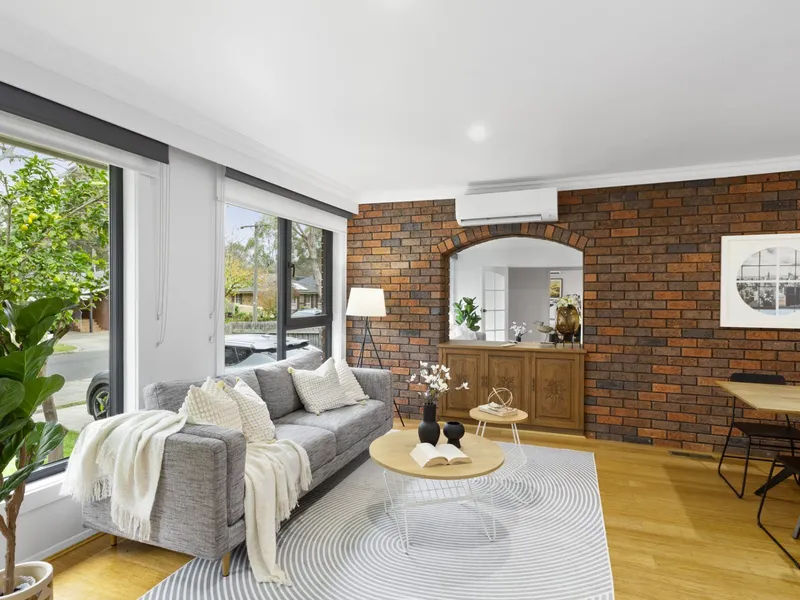 Charming Unit in the Heart of Box Hill South