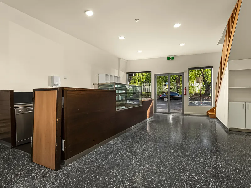 Shopfront And Residence In A Prime Position