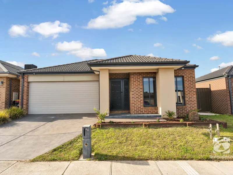 Modern Comfort in Cobblebank: Spacious 4-Bedroom Family Home with High-End Finishes