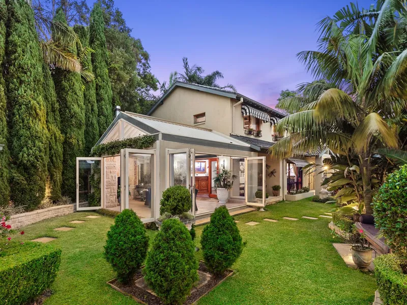 A Reinvented European Inspired Entertainer