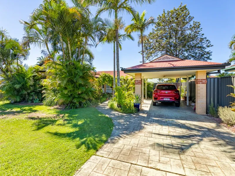 PICTURE PERFECT 4 BED IN MORAYFIELD