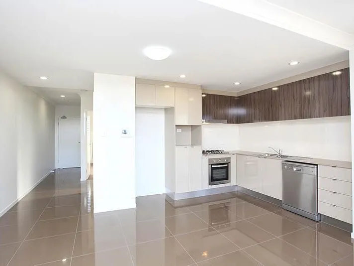 Executive Apartment, Elevated Position, Perfect Location