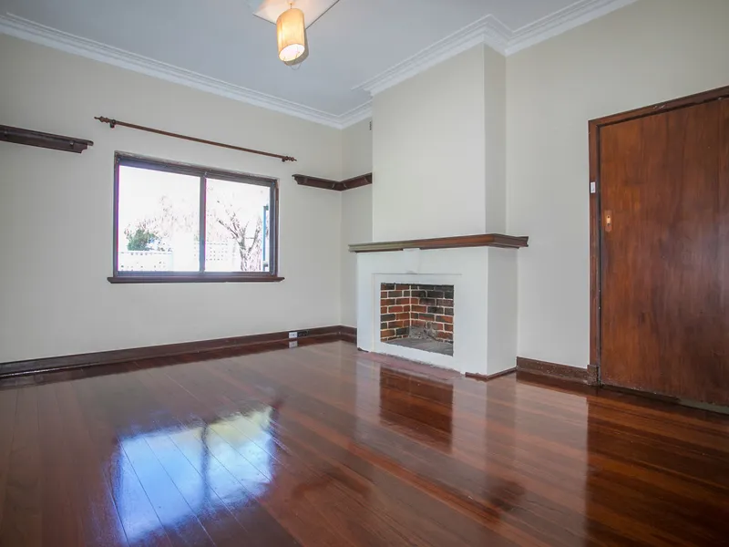 Character Charm by the Beach in South Freo!