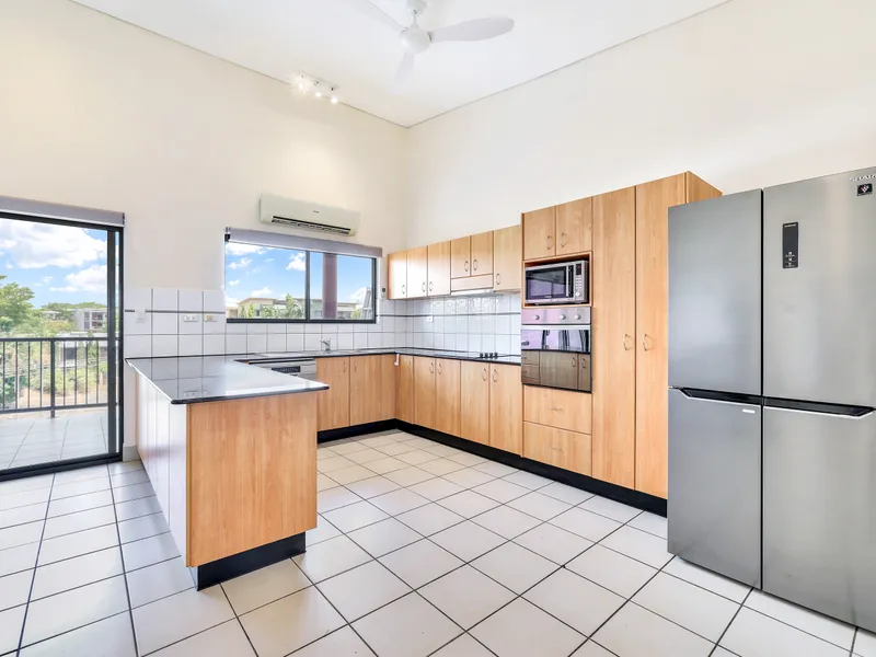 Sun filled Top Floor Apartment !!