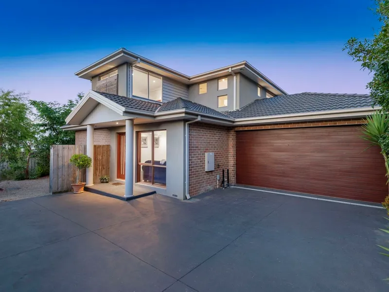 Stylish Beachside Living