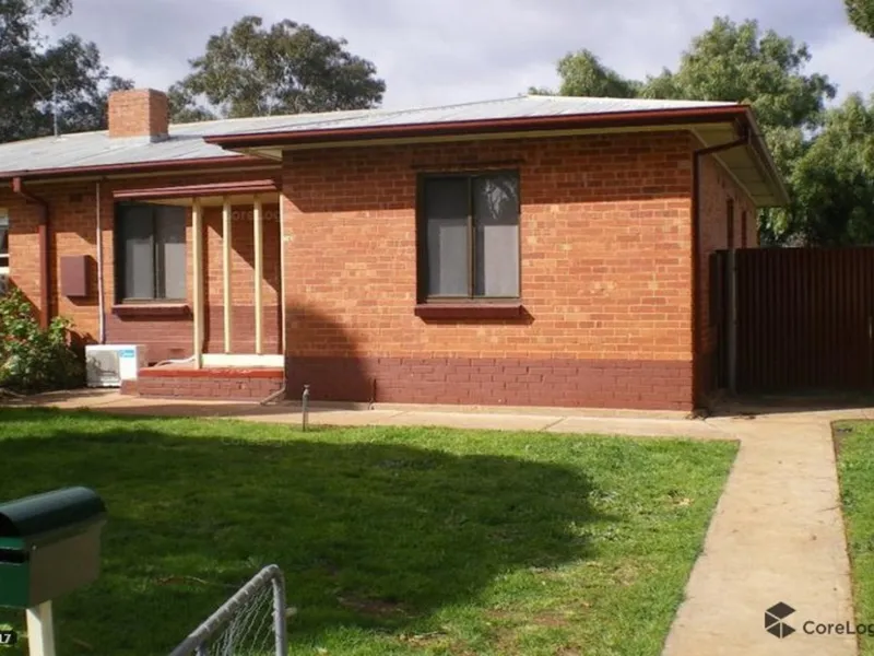 Fantastic Location! Great First Home or Investment!