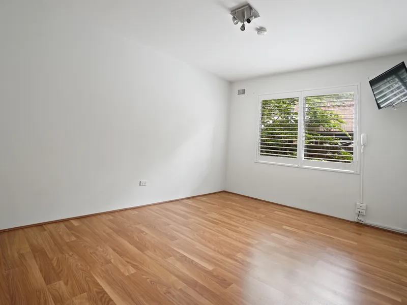 Fantastic Studio Unit-Deposit taken