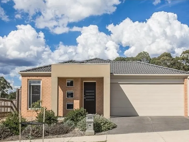 BIG AND BRIGHT! The perfect family home