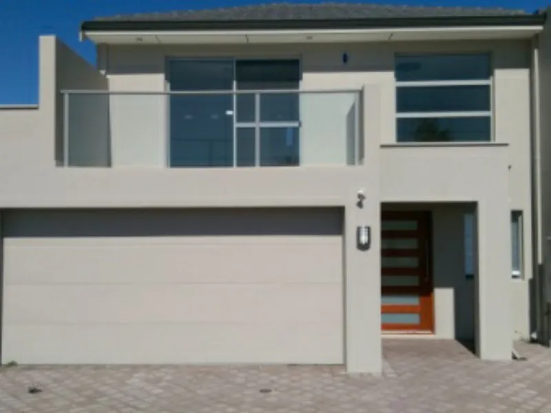 DOUBLE STOREY BEAUTY!