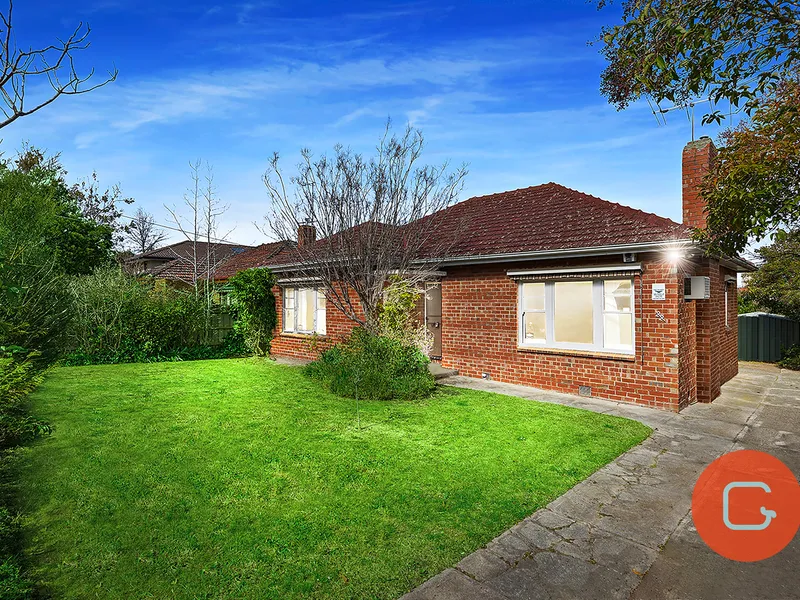 !850M to DEAKIN UNIVERSITY ONLY!